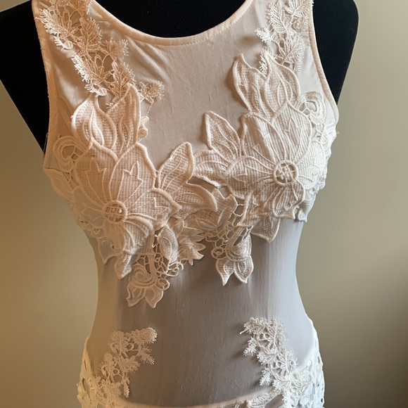 Milano sheer floral dress - Picture 3 of 8